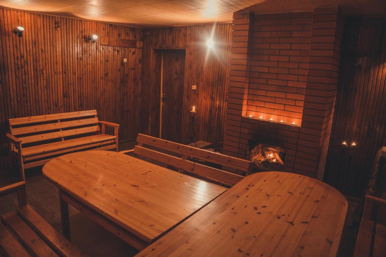 Hotell Paeaesuke Jõhvi Eksteriør bilde