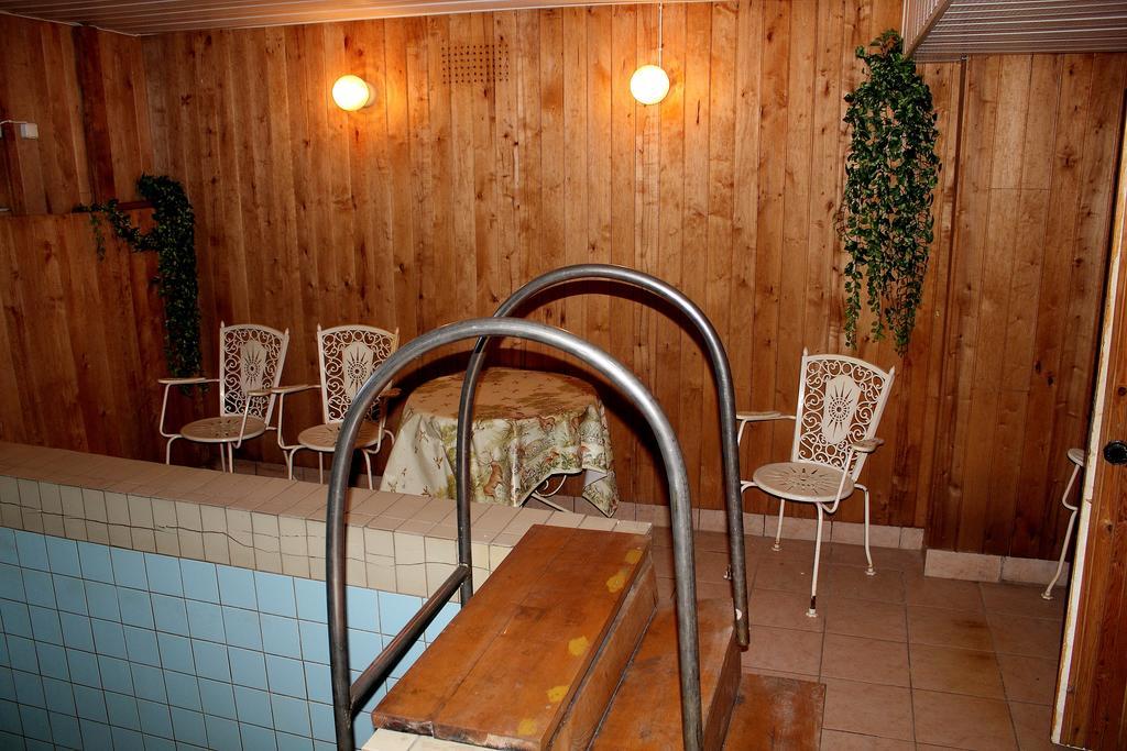 Hotell Paeaesuke Jõhvi Eksteriør bilde